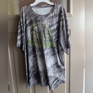 💜3/$15 5/$20 7/$25💜Mens Sz Lg Tshirt